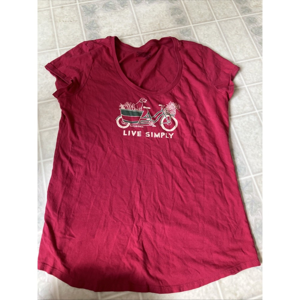 pink live‎ simply dog bicycle flowers cityscape patagonia t shirt scoop neck med